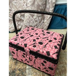 SINGER 07276 Sewing Basket with Sewing Kit Accessories, Pink & Black